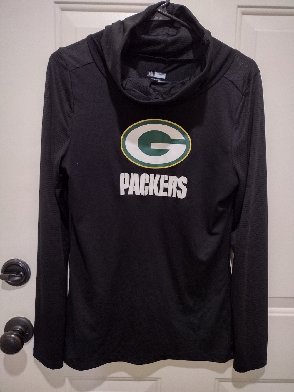 NFL Women's Black Performance Pullover High Turtleneck TX3 Cool Shirt/Thumb Hole